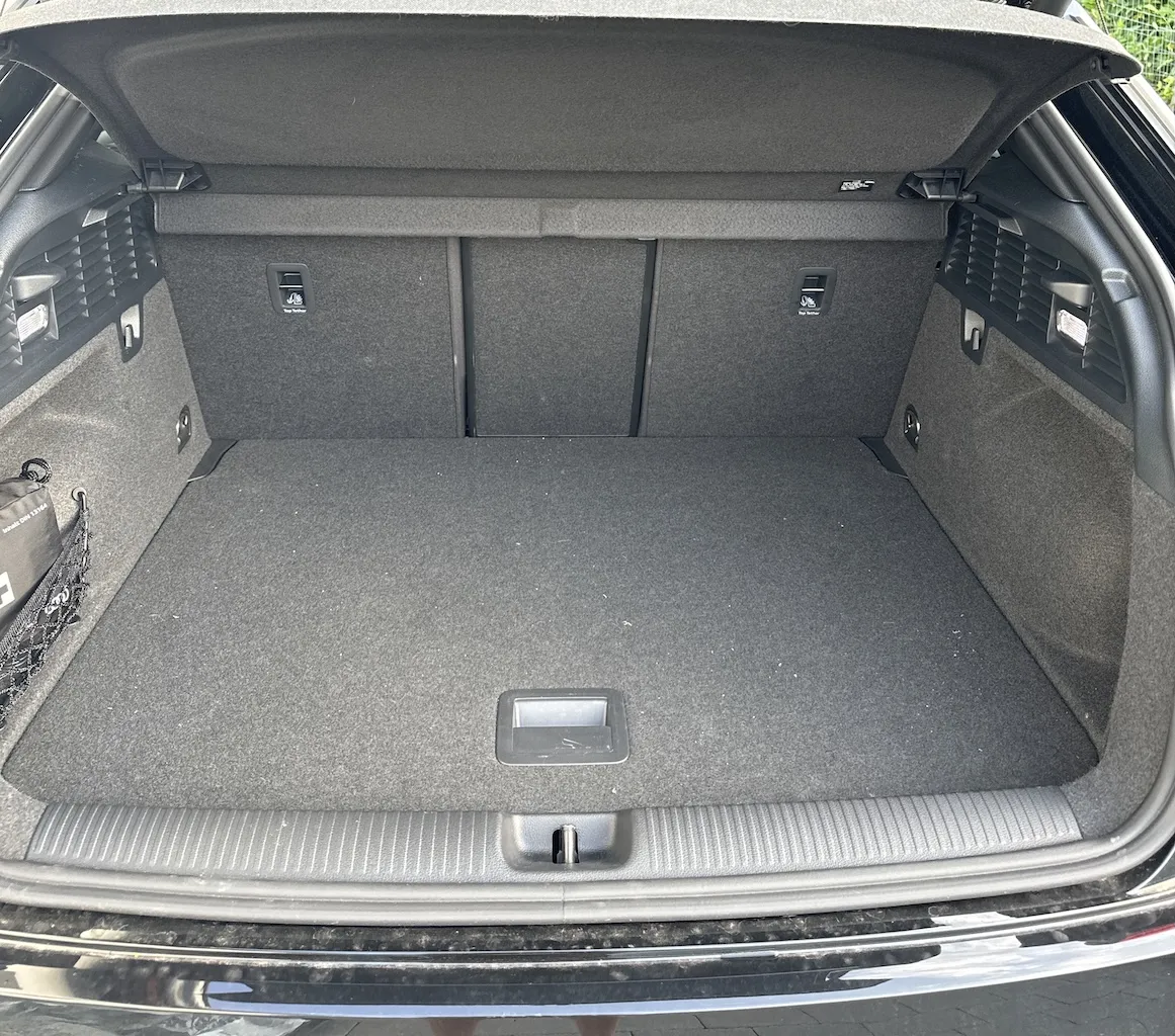 Audi Q2 oberer ladeboden